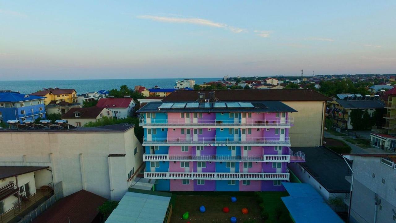 Casa Barbie Costinesti Hostel Exterior photo